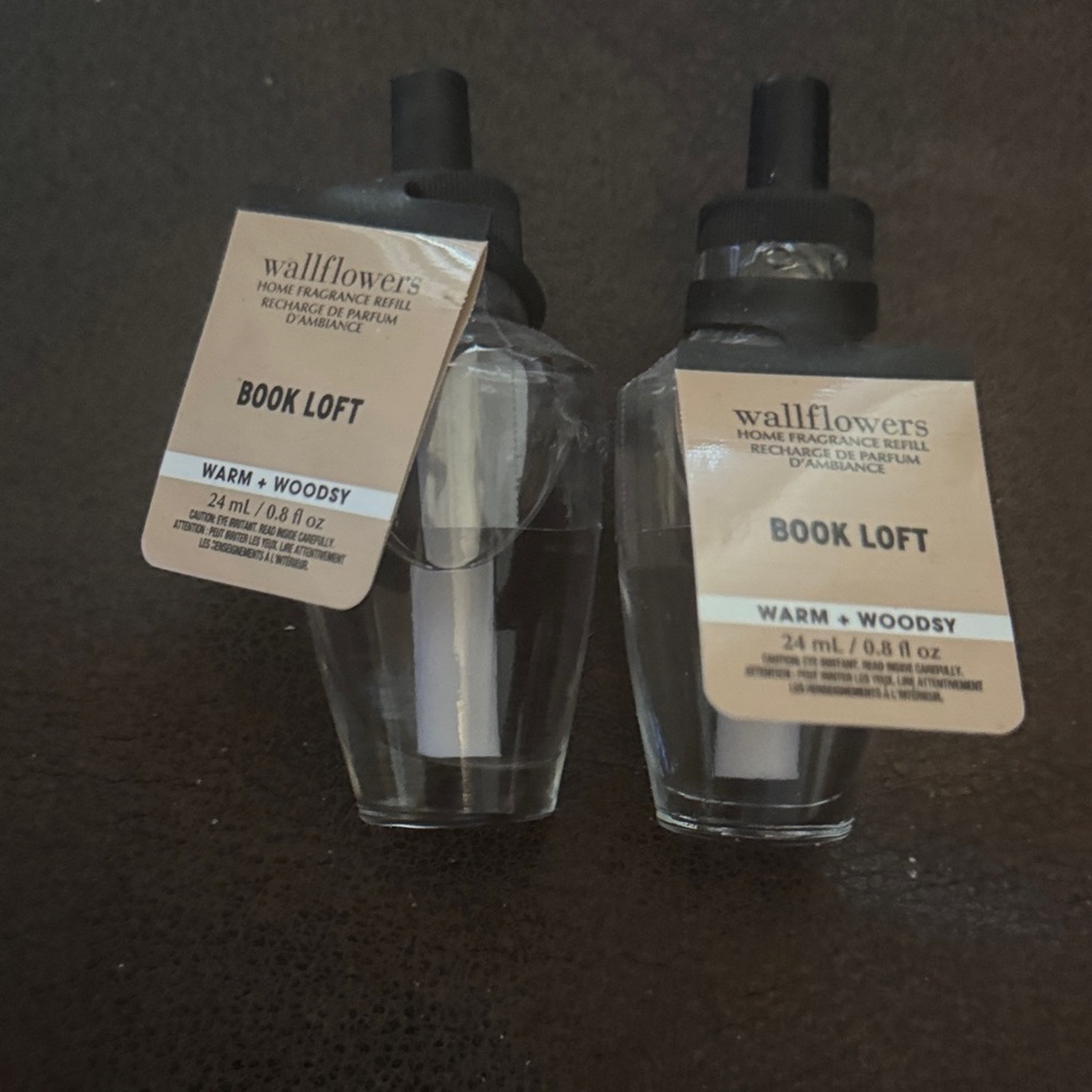 Bath & Body Works Wallflowers Home Fragrance Book Loft refills